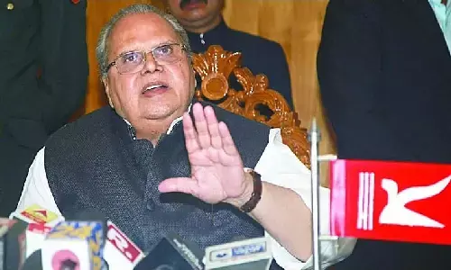 सत्यपाल मालिक का बेहूदा बयान: चुनाव जीतने के लिए बीजेपी निर्माणाधीन राम मंदिर पर बम फिकवा सकती है सत्यपाल मालिक का बेहूदा बयान: चुनाव जीतने के लिए बीजेपी निर्माणाधीन राम मंदिर पर बम फिकवा सकती है