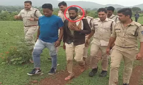 एमपी के सागर में सिरफिरे भतीजे ने दो चाचा की कुल्हाड़ी मार कर दी हत्या, जो सामने आया उस पर भी किया हमला