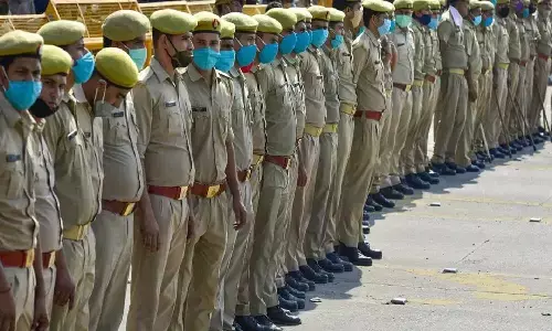 UP पुलिस में 52000 कांस्टेबल भर्ती के लिए जल्द आएगा नोटिफिकेशन, आयु सीमा और योग्यता फटाफट जान लें