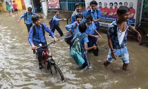 17 August School Holiday: हिमाचल प्रदेश में भारी बारिश से तबाही, बंद किये गए स्कूल, आदेश जारी 17 August School Holiday: हिमाचल प्रदेश में भारी बारिश से तबाही, बंद किये गए स्कूल, आदेश जारी