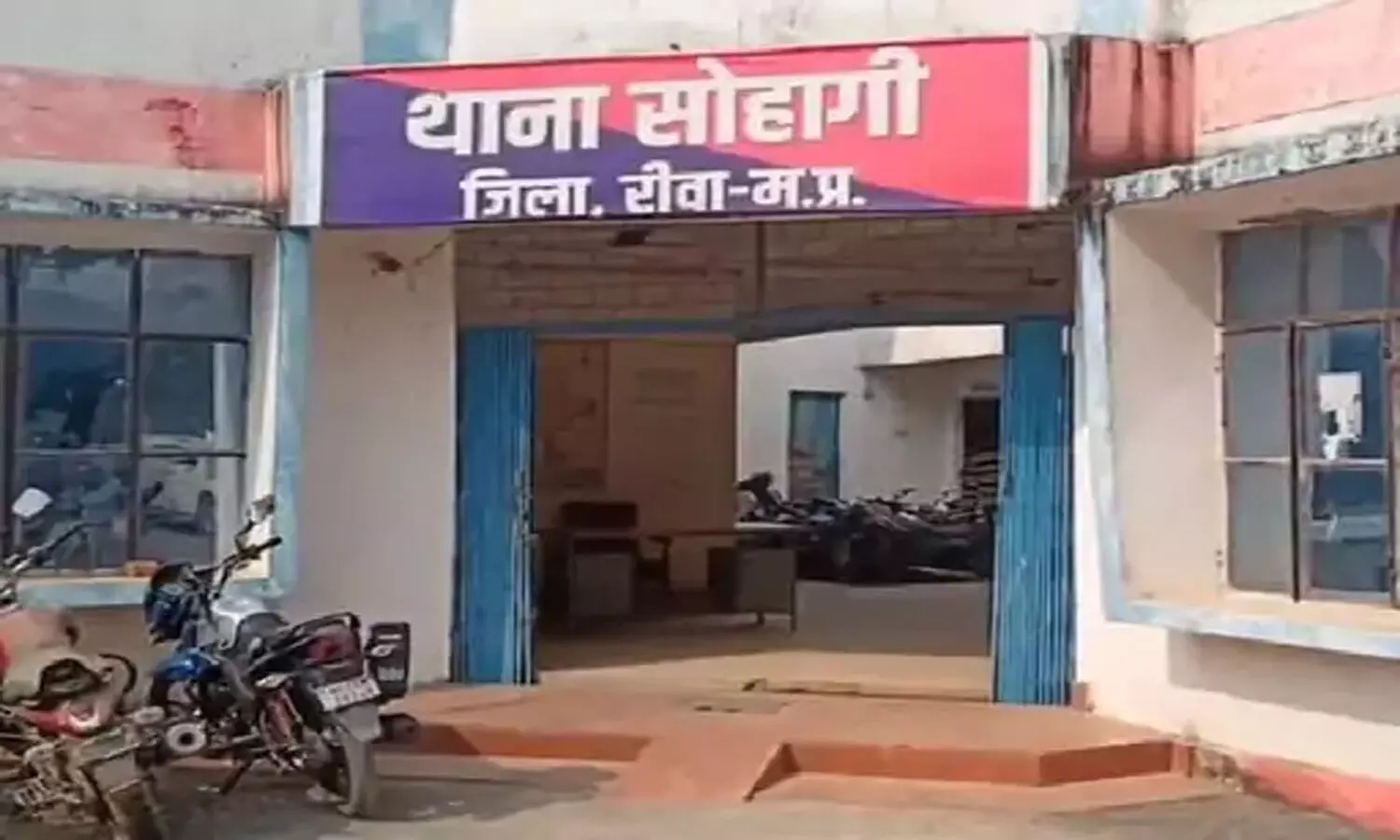 रीवा जिले की टमस नदी में महिला ने दो बच्चियों समेत लगाई थी छलांग, पति को पुलिस ने किया गिरफ्तार