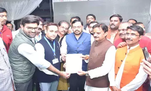 विधानसभा क्षेत्र रीवा से राजेन्द्र शुक्ल ने 21339 मतों के अंतर से राजेंद्र शर्मा को हराया