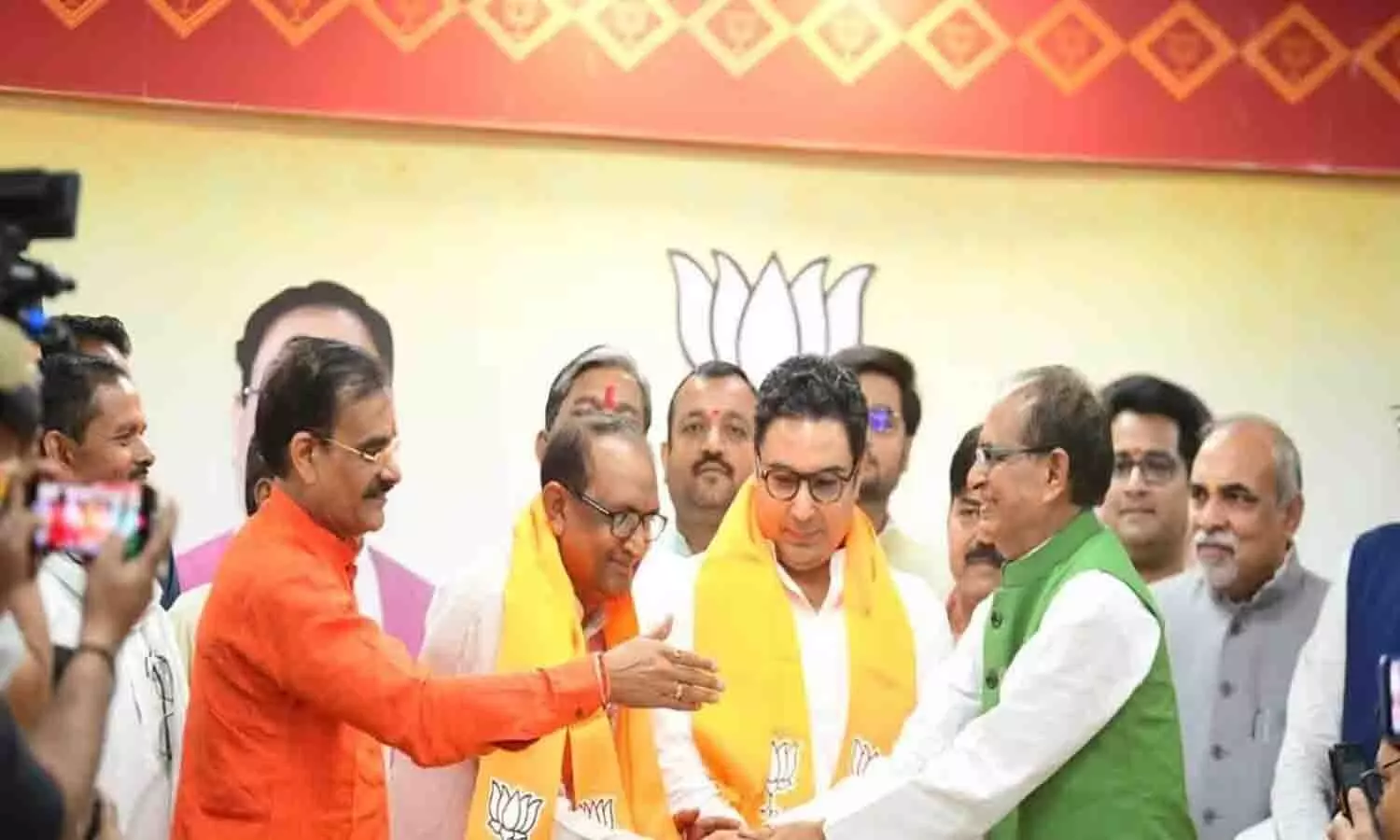 रीवा: विधानसभा क्षेत्र त्योंथर से सिद्धार्थ तिवारी राज ने रमाशंकर सिंह को 4746 मतों के अंतर से हराया