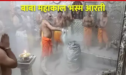 महाकाल में भस्मआरती की बुकिंग फुल, हरसिद्धि में भी जगह खाली नहीं