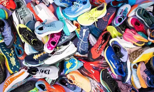 ₹700 वाला जूता ₹400 और ₹1000 वाला 500 रुपए में, सिर्फ यहां जूतों की मिलेंगी कई वैरायटी