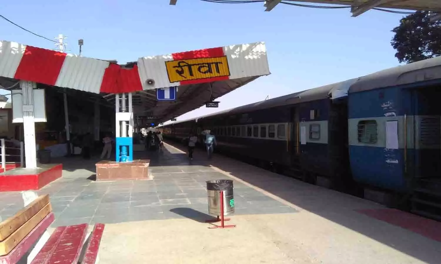 रीवा: Anand Vihar और Rewanchal Express ट्रेन में यात्रा करने से पहले हो जाये सतर्क! लाखो यात्रियों की सुरक्षा से हो रहा खिलवाड़