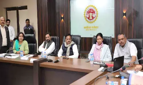 उप मुख्यमंत्री राजेंद्र शुक्ल ने नगर निगमों सहित 28 निकायों के ठोस अपशिष्ट प्रबंधन की समीक्षा की, बोले- शहर को साफ और सुन्दर रखना हम सबकी जिम्मेदारी है उप मुख्यमंत्री राजेंद्र शुक्ल ने नगर निगमों सहित 28 निकायों के ठोस अपशिष्ट प्रबंधन की समीक्षा की, बोले- शहर को साफ और सुन्दर रखना हम सबकी जिम्मेदारी है