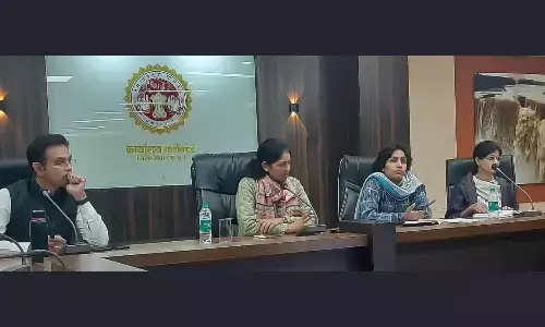 राजस्व महाअभियान की SDM नियमित समीक्षा करें, एक साल तक के सभी राजस्व प्रकरण निराकृत करें - रीवा कलेक्टर