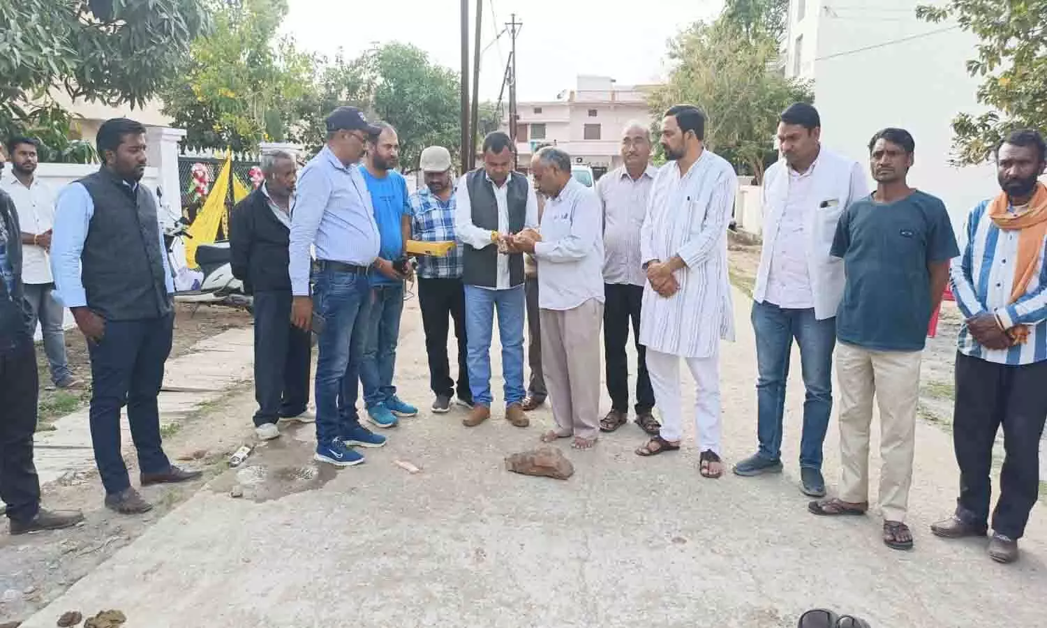 45 लाख के निर्माण कार्यो का रीवा महापौर अजय मिश्रा बाबा ने किया भूमिपूजन 45 लाख के निर्माण कार्यो का रीवा महापौर अजय मिश्रा बाबा ने किया भूमिपूजन