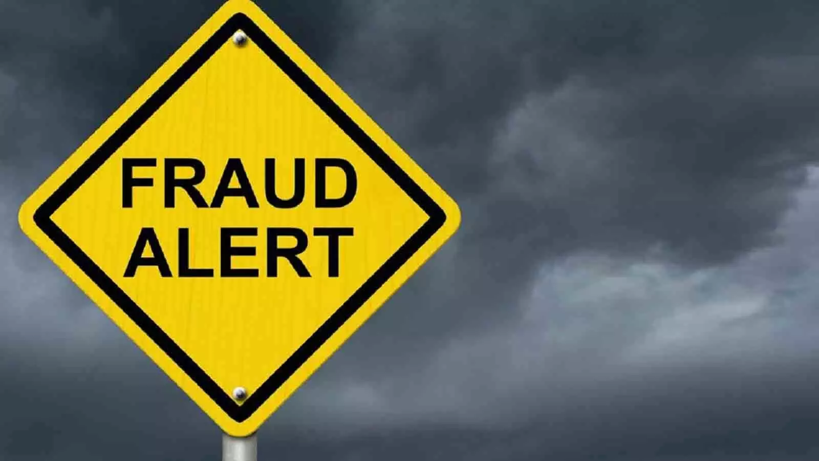 रीवा न्यूज: एक्सट्रा इनकम के चक्कर में बदमाशों के झांसे में फंसी महिला, खाते से गंवा दिए 6 लाख रुपए