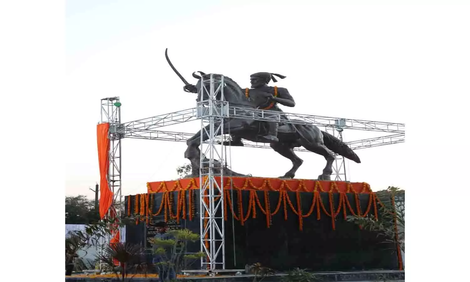 छत्रपति शिवाजी की प्रतिमा लगने से बढ़ा रीवा का मान, खूबसूरती देखकर आप भी रह जाएंगे दंग छत्रपति शिवाजी की प्रतिमा लगने से बढ़ा रीवा का मान, खूबसूरती देखकर आप भी रह जाएंगे दंग