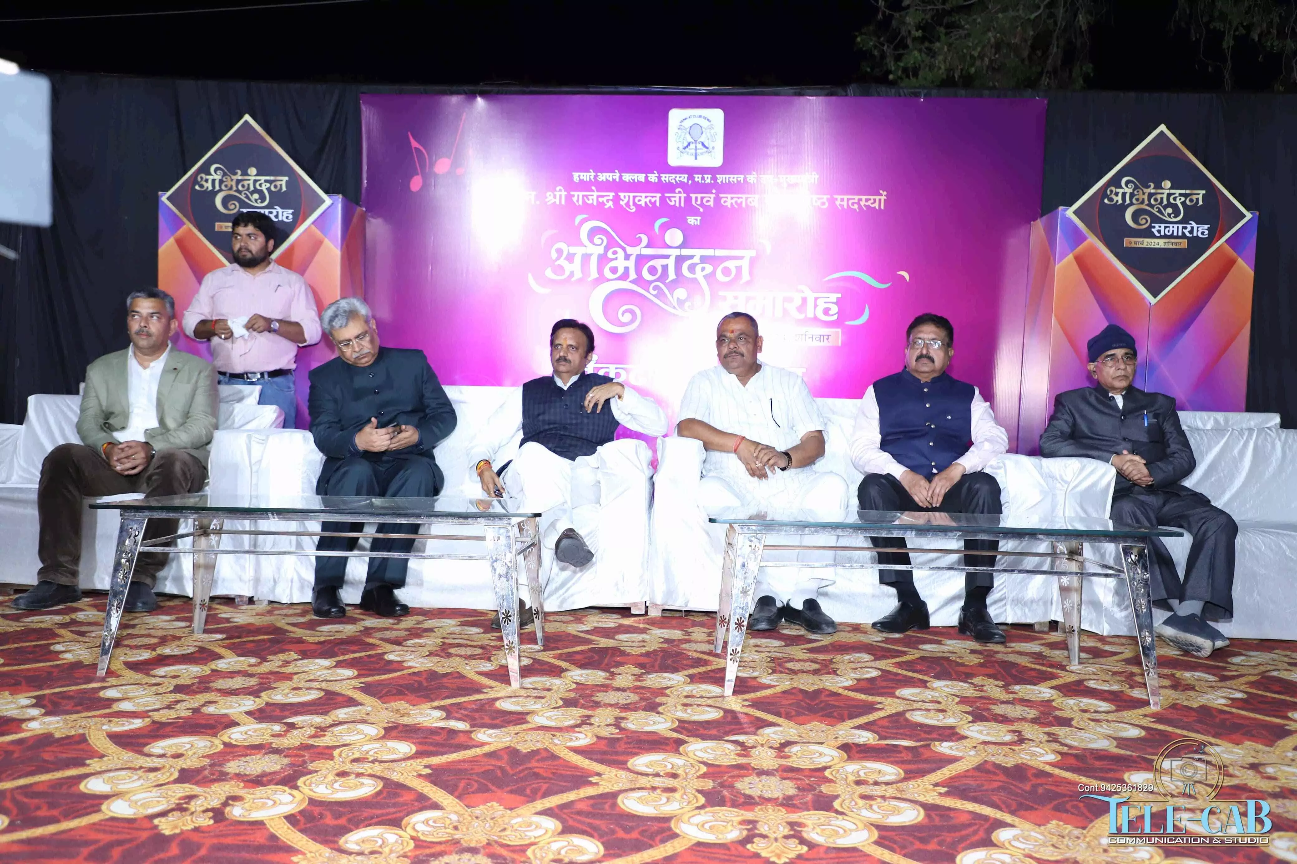 उप मुख्यमंत्री का व्यंकट क्लब में किया गया सम्मान उप मुख्यमंत्री का व्यंकट क्लब में किया गया सम्मान