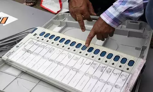 रीवा: मतदाताओं के लिए जरूरी खबर, इस बार वोटिंग मशीन में होगा इसका बटन