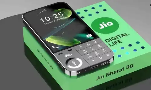 Free Mobile Yojana 2025: सरकार द्वारा दी जा रही Free Mobile Yojana 2025 का लाभ कैसे लें? जानें कौन-कौन से राज्य दे रहे हैं मुफ्त मोबाइल और कैसे करें ऑनलाइन आवेदन