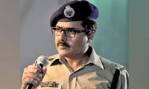 मऊगंज हिंसा के बाद एक्शन मोड में मोहन सरकार: एसपी रसना ठाकुर को हटाया, व्यापमं घोटाला उजागर करने वाले आईपीएस दिलीप को जिले की कमान