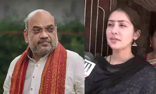 लव यू शाह जी कहने वाली पुंछ की जसकिरण कौर अमित शाह से मिलीं, बयां किया दर्द, मांगीं बंकर और मेडिकल सुविधाएं लव यू शाह जी कहने वाली पुंछ की जसकिरण कौर अमित शाह से मिलीं, बयां किया दर्द, मांगीं बंकर और मेडिकल सुविधाएं