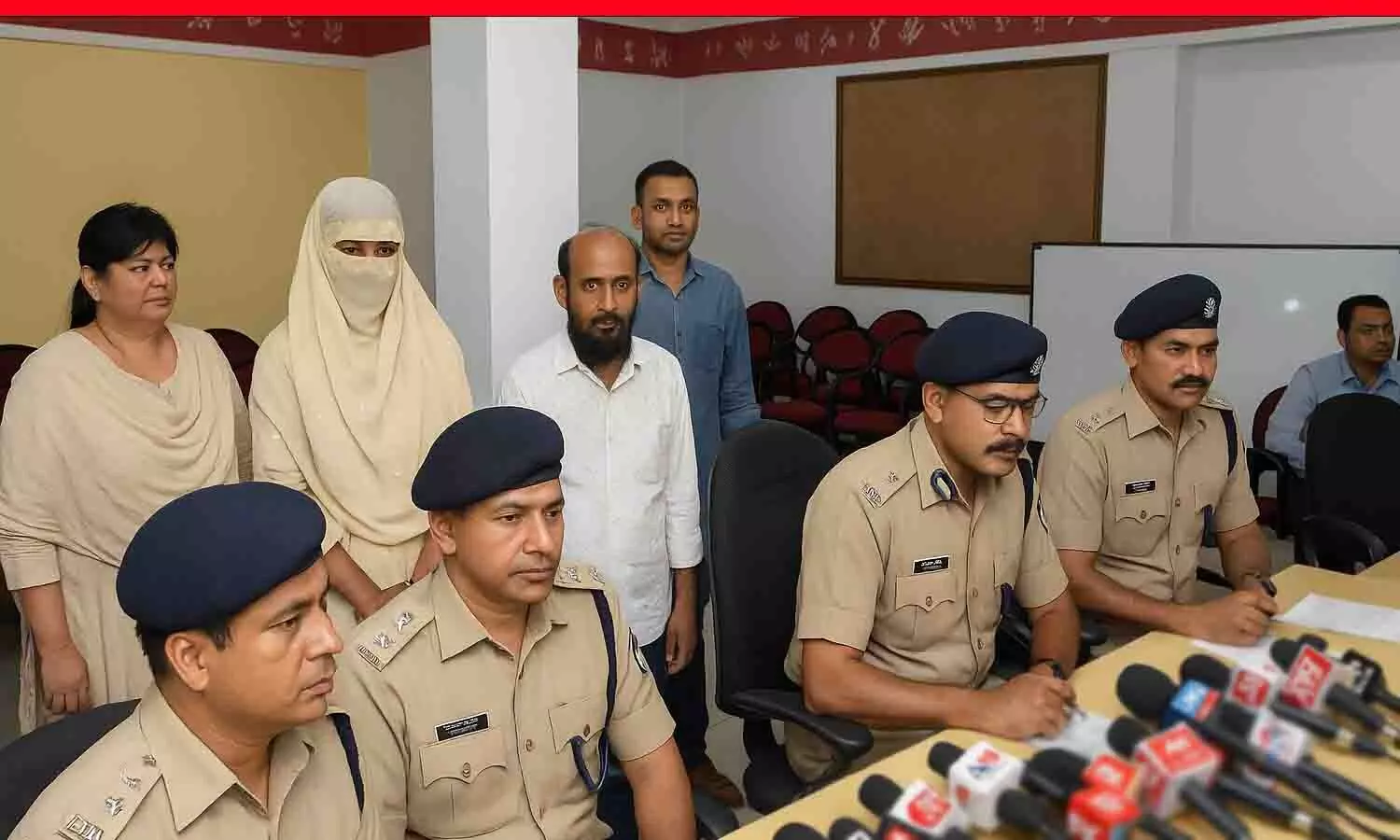 बांग्लादेशी घुसपैठियों का रीवा कनेक्शन: फर्जी मार्कशीट त्योंथर से बनी, जांच करने आ सकती है छत्तीसगढ़ पुलिस