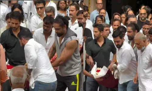 Shefali Jariwala Dead Body: Shefali Jariwala की डेथ बॉडी की तस्वीर आई सामने ? देखते ही कांप उठेगी रूह...जाने पूरी सच्चाई...