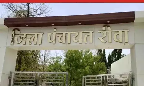 रीवा जिला पंचायत सीईओ का सख्त कदम: पंचायत सचिव के वित्तीय अधिकार छीने, ₹31 लाख की वसूली