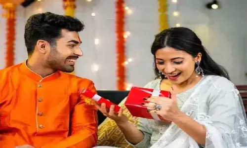 Raksha Bandhan 2025: राखी पर बहन को देने के लिए बेस्ट 20 गिफ्ट्स