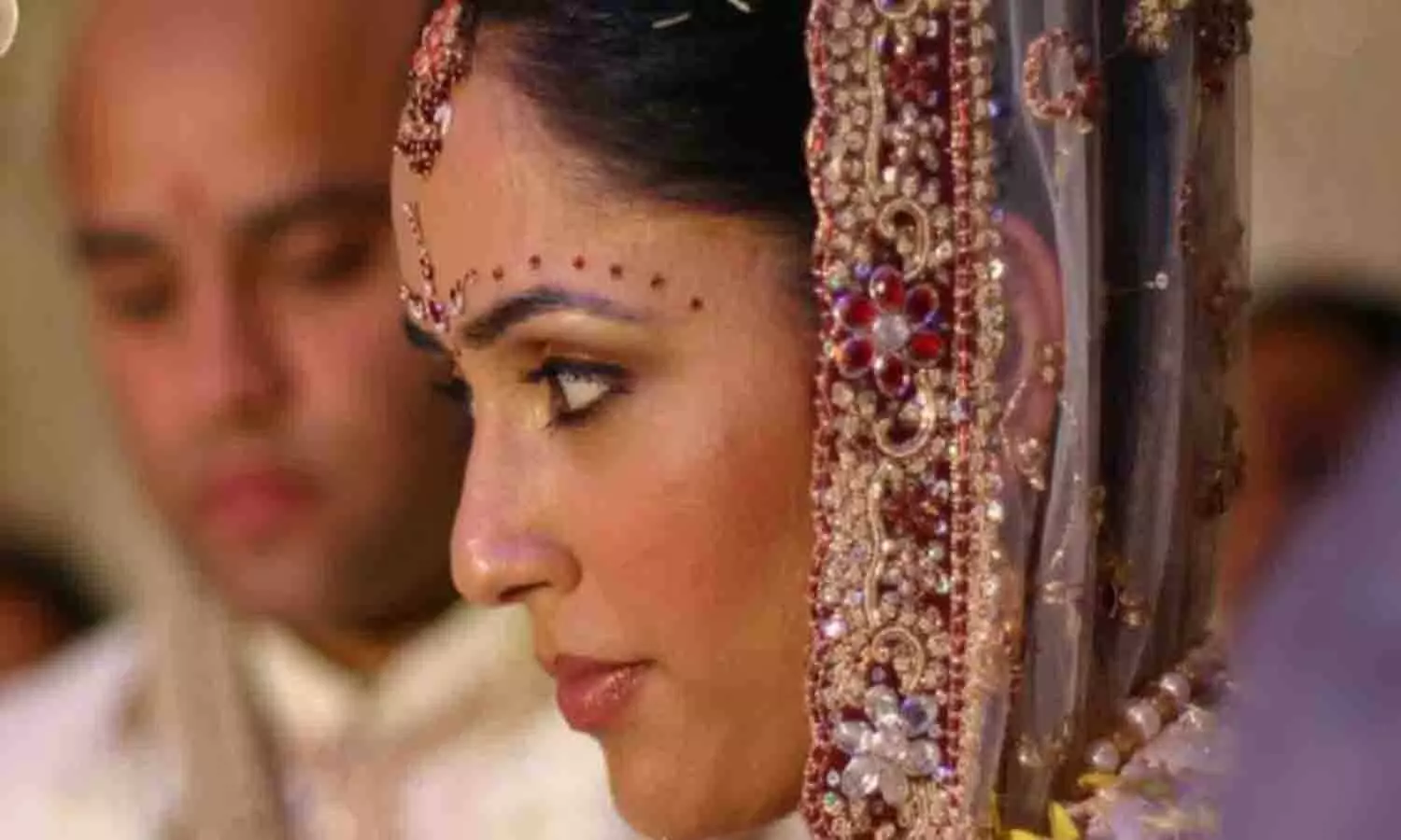 पति से कभी न कहें ये 4 बातें | 4 Things Wife Should Never Say