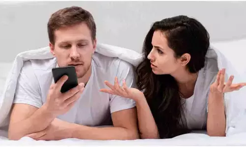 मोहब्बत में बढ़ती दूरियां! नया ब्रेकअप ट्रेंड बैंक्सीयिंग