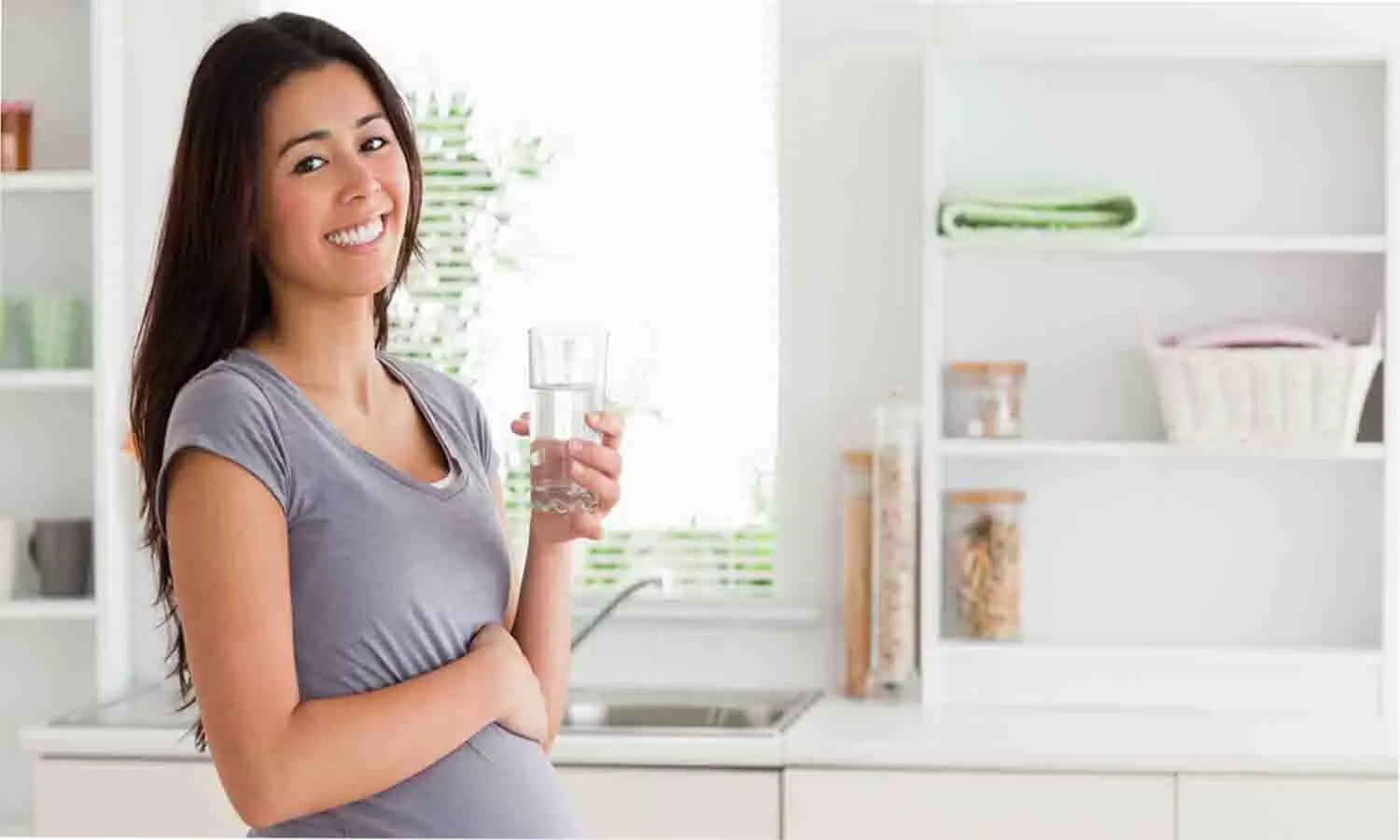 गर्भावस्था में कब पिएं नारियल पानी? Coconut Water के फायदे गर्भावस्था में कब पिएं नारियल पानी? Coconut Water के फायदे