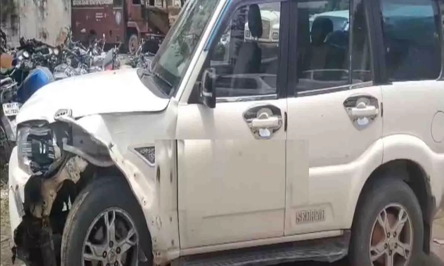 मऊगंज: स्कॉर्पियो से ₹2.5 लाख की कफ सिरप बरामद | Drug Bust in Rewa