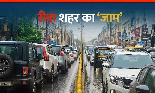 रीवा में भारी ट्रैफिक जाम, पुलिस व्यवस्था पर उठे सवाल