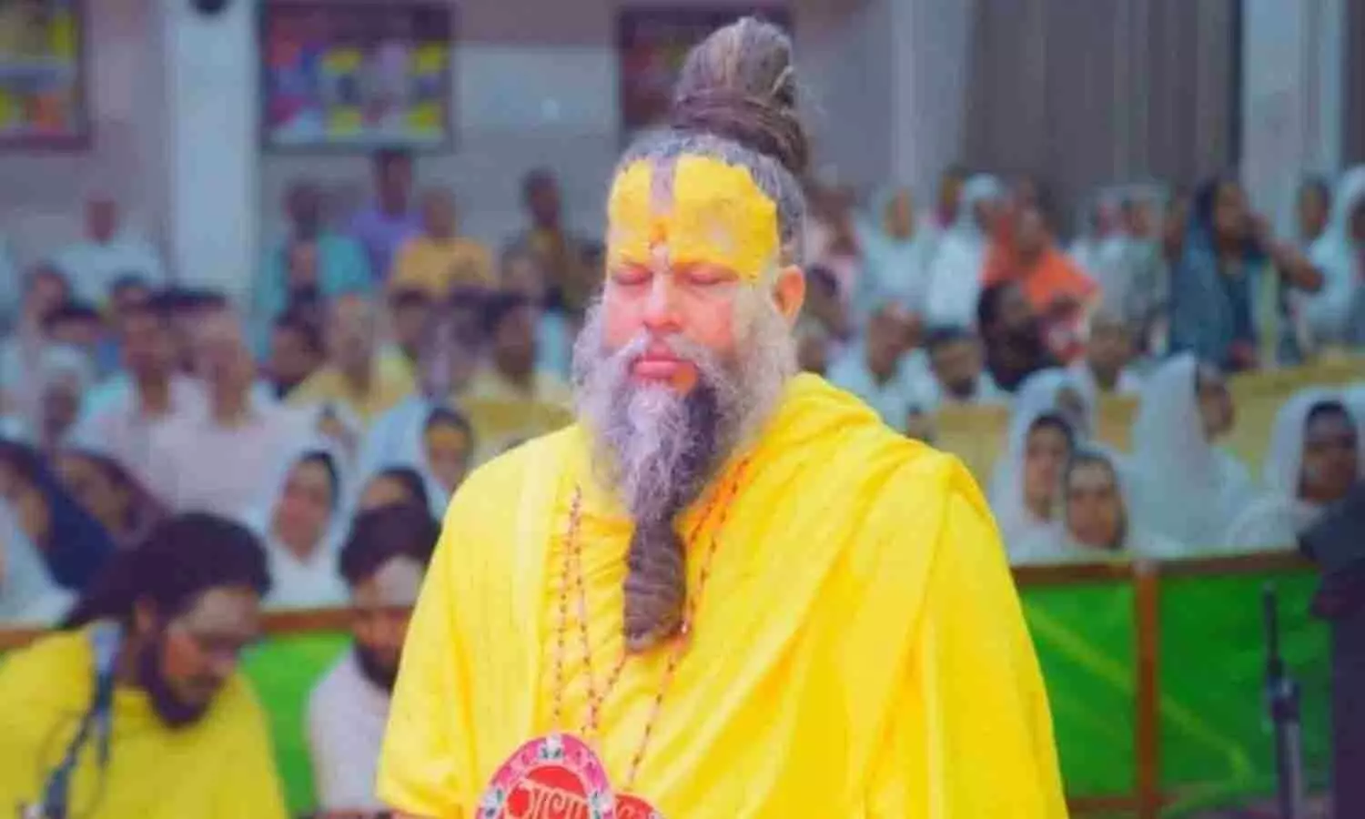 भाग्य और कर्म में कौन है शक्तिशाली? Premanand Maharaj का जवाब