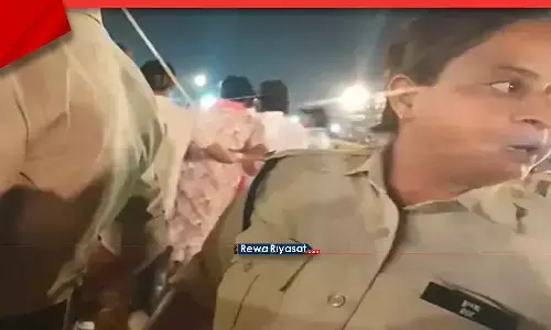 पंडिताई को लेकर अपशब्द कहने वाली महिला आरक्षक को सीधी SP ने किया निलंबित, वीडियो वायरल होने के बाद हुई कार्रवाई