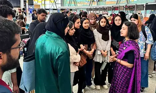 ईरान संकट में फंसे भारतीयों की घर वापसी शुरू: आज तेहरान से दिल्ली पहुंचेगा पहला विमान | Latest Update 2026