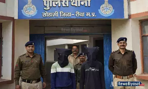 रीवा में सनसनीखेज वारदात: चोरी करते पकड़े गए तो बुजुर्ग की हत्या, पत्नी जिंदगी-मौत से जूझ रही; दो आरोपी गिरफ्तार
