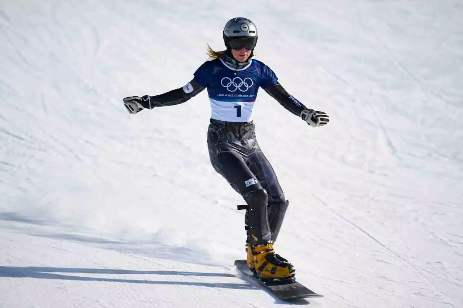 Ester Ledecka competes in women’s snowboarding event at the 2026 Winter Olympics in Livigno Ester Ledecka competes in women’s snowboarding event at the 2026 Winter Olympics in Livigno