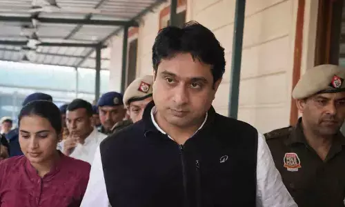 AI समिट शर्टलेस प्रोटेस्ट: यूथ कांग्रेस अध्यक्ष उदय भानु चिब गिरफ्तार, कोर्ट ने 4 दिन की रिमांड पर भेजा