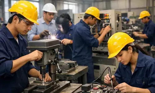 10वीं पास युवाओं के लिए रेलवे लाया है फ्री स्किल ट्रेनिंग प्रोग्राम