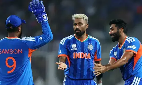 T20 वर्ल्ड कप 2026: भारत की जीत से सेमीफाइनल लाइनअप तय, इंग्लैंड से भिड़ंत 5 मार्च को T20 वर्ल्ड कप 2026: भारत की जीत से सेमीफाइनल लाइनअप तय, इंग्लैंड से भिड़ंत 5 मार्च को