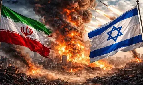 ईरान-इजराइल तनाव चरम पर: ईरान के इजरायल पर 4 मिसाइल हमले में 300 घायल, ट्रम्प का 48 घंटे अल्टीमेटम