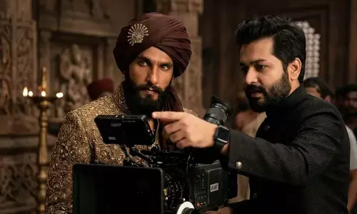 रणवीर सिंह बनेंगे चंद्रगुप्त मौर्य? धुरंधर के बाद Aditya Dhar के साथ नई ऐतिहासिक फिल्म की चर्चा तेज