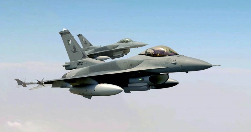 Breaking: भारतीय सेना की बड़ी कामयाबी, पाक का F-16 विमान मार गिराया