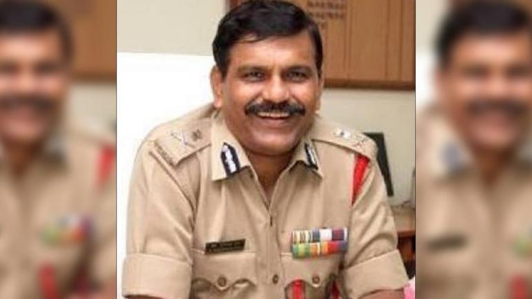 CBI के अंतरिम निदेशक नागेश्वर राव को दिनभर कोर्ट में बैठने की सजा, जानिए क्या पूरा मामला CBI के अंतरिम निदेशक नागेश्वर राव को दिनभर कोर्ट में बैठने की सजा, जानिए क्या पूरा मामला