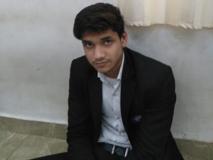 Pulwama Attack: श्रद्धांजलि सभा के दौरान छात्र ने लगाए पाक जिंदाबाद के नारे