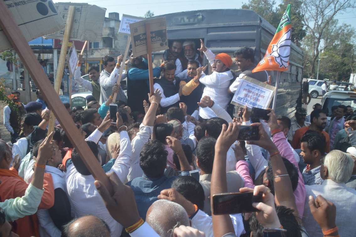 रीवा जिले के सात BJP विधायकों ने सीएम कमलनाथ को कही ये बात, सुनकर आप भी रह जाएंगे दंग