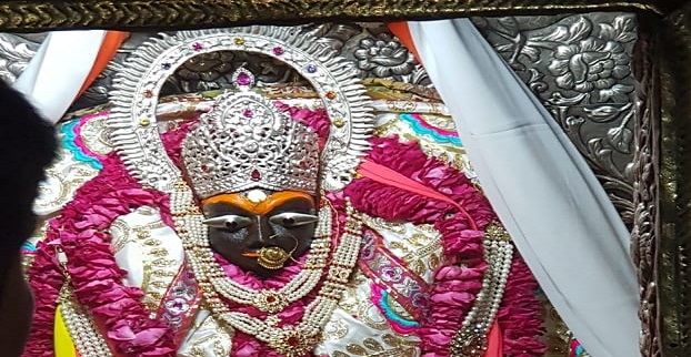 चैत्र नवरात्र के तीसरे दिन मैहर माता का करे दर्शन, सिर्फ एक क्लिक में...