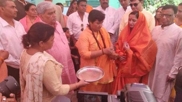 मध्य प्रदेश: भोपाल से प्रज्ञा ठाकुर ने वापस लिया नामांकन