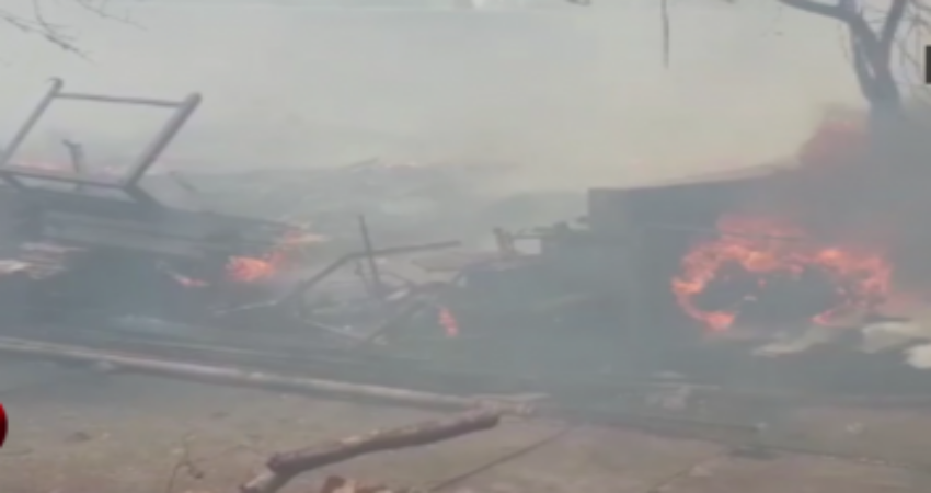 तीन स्थानों में आग लगने से रीवा में मची हलचल, आग ने मचाई जमकर तबाही... तीन स्थानों में आग लगने से रीवा में मची हलचल, आग ने मचाई जमकर तबाही...