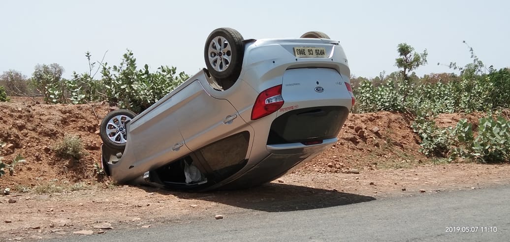 विंध्य : तेज रफ्तार कार पलटी, यात्रियों का ये हुआ हाल....