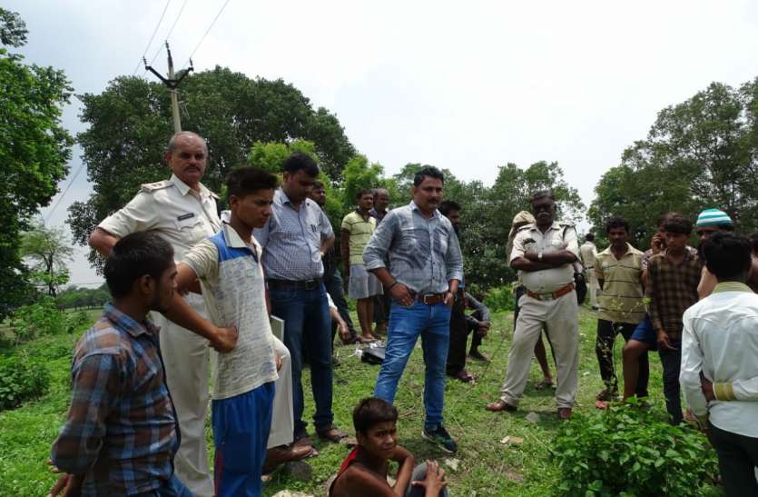 MISSING BODY : खंडहर में मिला ऑटो चालक का शव : SATNA NEWS MISSING BODY : खंडहर में मिला ऑटो चालक का शव : SATNA NEWS