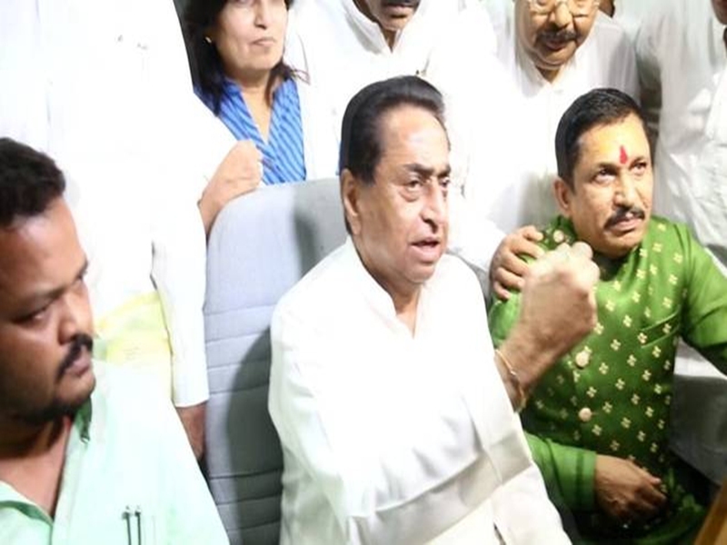 लोकसभा चुनाव से ही सीएम कमलनाथ के संपर्क में थे नारायण त्रिपाठी और शरद कोल लोकसभा चुनाव से ही सीएम कमलनाथ के संपर्क में थे नारायण त्रिपाठी और शरद कोल