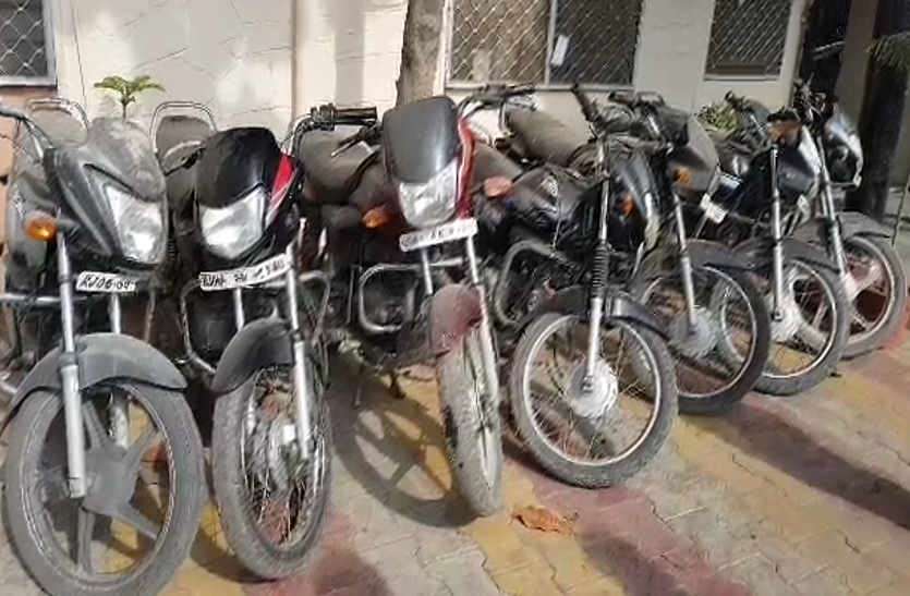 रीवा : शहर में बाइक चोरों का ताण्डव, 24 घंटे में उड़ाई....